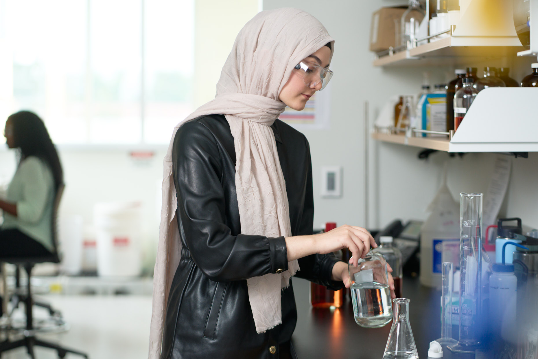 UL_Academic_1201_b